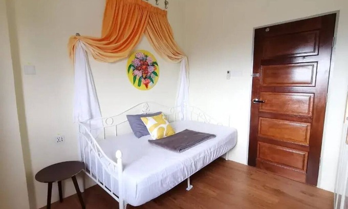 Desa Pandan Condominio | Super Single Suite