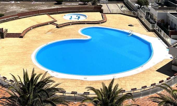 Saint-Hippolyte Apartamento | Super t 3 vue mer Piscine Clim Wifi Parking