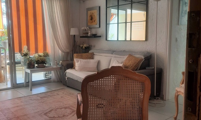 Cavaliere Apartamento | Súper T2 totalmente reformado a finales de 2015, a 300 metros de la playa y el puerto, maravillosa terraza