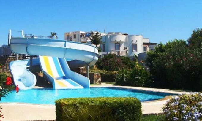 Yalikavak Complejo | Superb 9-bedroom resort with fitness room, AC, WiFi in Bodrum