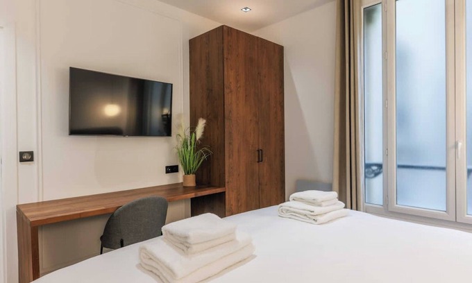 Quartier du Mail Apartamento | Superb AC Apartment Center of Paris