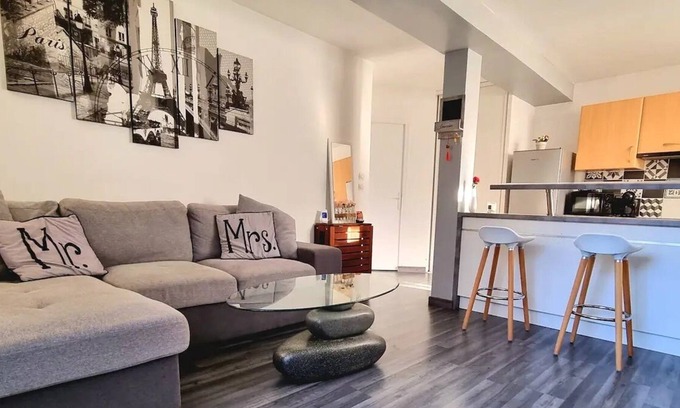 Saint-Cyr-l'Ecole Apartamento | Superb apartment with garden near Versailles