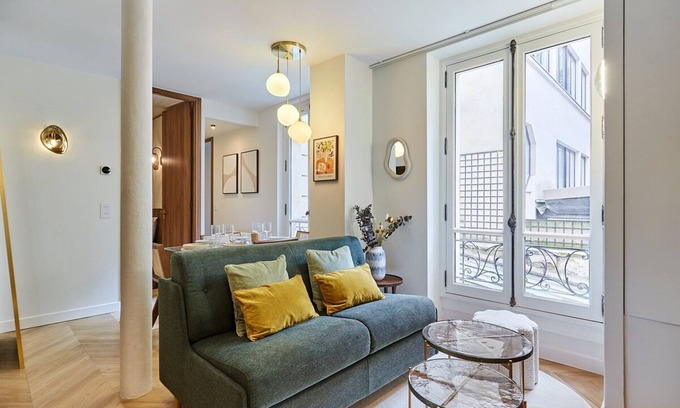 Quartier de la Porte-Saint-Denis Apartamento | Superb Apartment With 2 Bedrooms