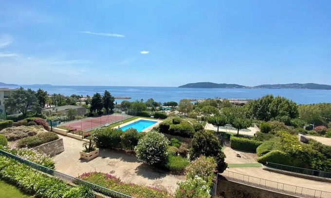 Le Mourillon Apartamento | Superb apartment with sea view and swimming pool, 5 minutes from the Mourillon beaches