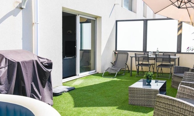 La Capelette Apartamento | Superb apartments with private garage, terrace and swimming pool