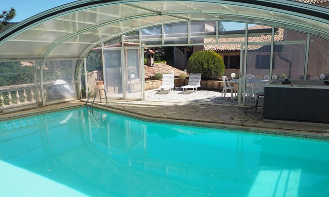 Manosque Villa | Excelente casa de carácter, gran jardín cercado, piscina y spa en el Luberon