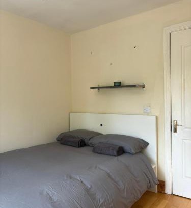 Santry Casa | Superb Double Room near Airport - 3