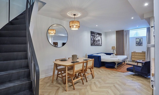Quartier du Mail Apartamento | Superb Duplex Apartment Center of Paris