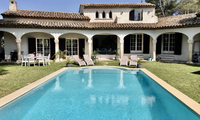 La Colline Villa | Superbe Villa Avec Piscine - Proche Montpellier - 4 Chbr - au Coeur de la Nature