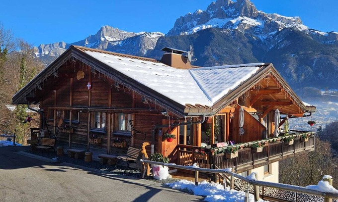 Sallanches Chalet De Esquí | NV MEDIA ALTA CHALET 12 lugares en 3 NIVELES DE LUJO DE LUJO