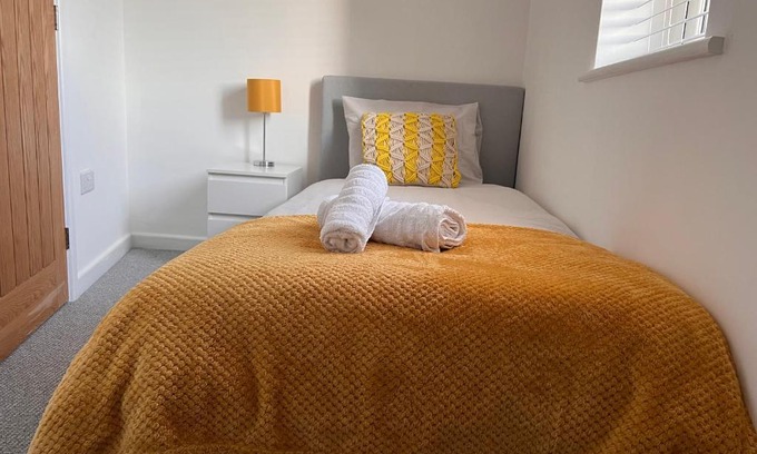 Northampton Apartamento | Superb modern flat in Northampton, parking &EV