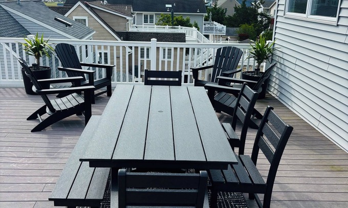 Stone Harbor Casa | Superb New Renovation 4Bd 2.5 Bth, Stone Harbor 1.5 block Beach-pets considered