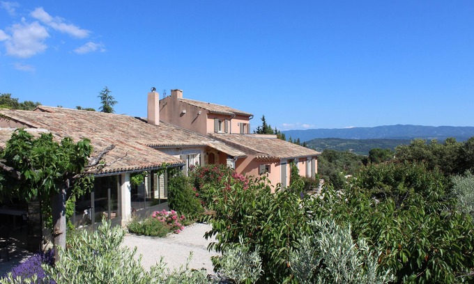 Saint-Saturnin-les-Apt Villa | Les Moulins - Propiedad