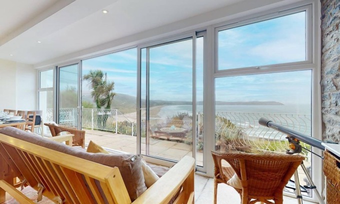 Woolacombe Casa | Superb Panoramic Sea Views Sleeps 10 Pet Friendly