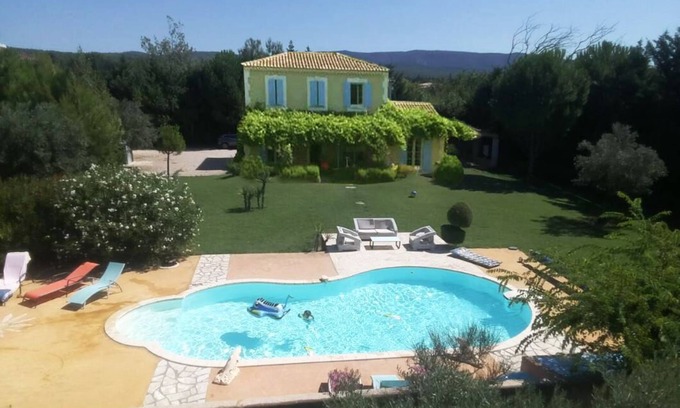 L'Isle-sur-la-Sorgue Casa | Superb Provencal Bastide in a huge Property near the golf