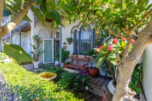 Surry Hills Casa | Superb SURRY HILLS Studio Room - Great Location