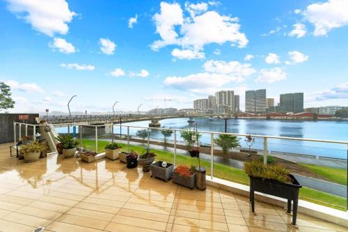 Rhodes Apartamento | Superb water view APT in Rhodes
