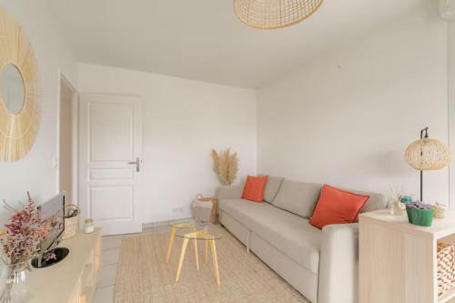 Margnolles - Rhone Apartamento | Superbe 2 pièces terrasse à 400 m du métro