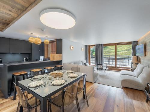Courchevel Apartamento | Superbe 3 pièces + cabine, 6 couchages, au pied des pistes de Courchevel Village - FR-1-562-26