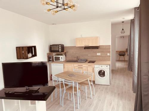 Lignieres-de-Touraine Apartamento | Superbe appartement à la croisée des 4 Châteaux