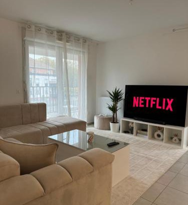 Villabe Apartamento | Superbe Appartement - Near Paris