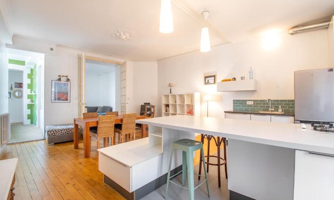 Dobree-Bon Port Apartamento | Superbe Appartement Calme 85m², à deux pas du Centre
