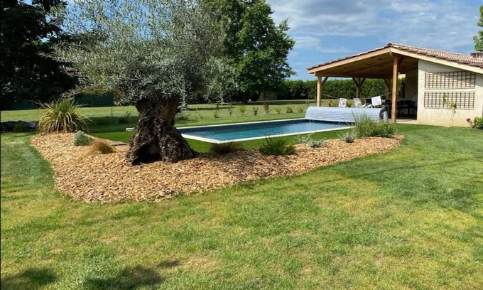 Saint-Martin-Petit Casa | Superbe maison en pierre proche Bordeaux &piscine