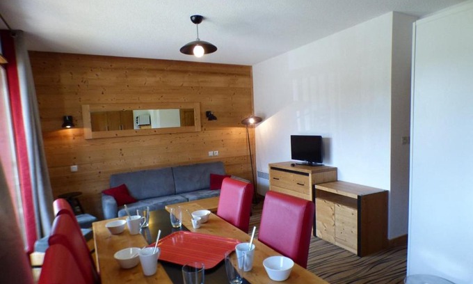 Les Saisies Apartamento | Superbe T3 avec piscine chauffée - Les Saisies - 8 pers, balcon et salle de fitness - FR-1-594-71
