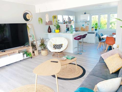 Caudan Apartamento | Superbe T3 terrasse et jardin centre bourg