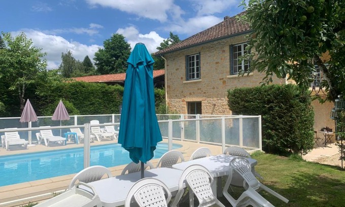 Sarlat-la-Caneda Apartamento | Superbe Villa Piscine Le Céladore de Sarlat Climatisé, 7 Min à pied du Centre
