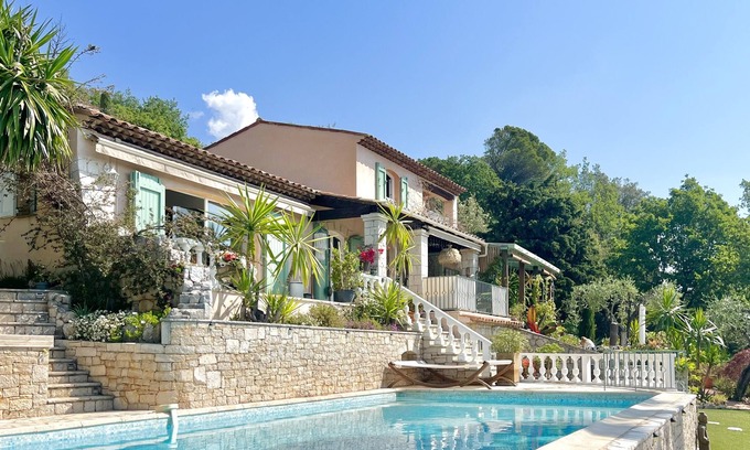 Le Tignet Complejo | Superbe Villa vue Mer et Lac