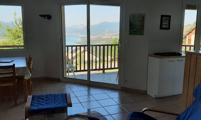 Puy-Sanieres Apartamento | Superbe vue sur lac de Serre-ponçon et Terrasses 2