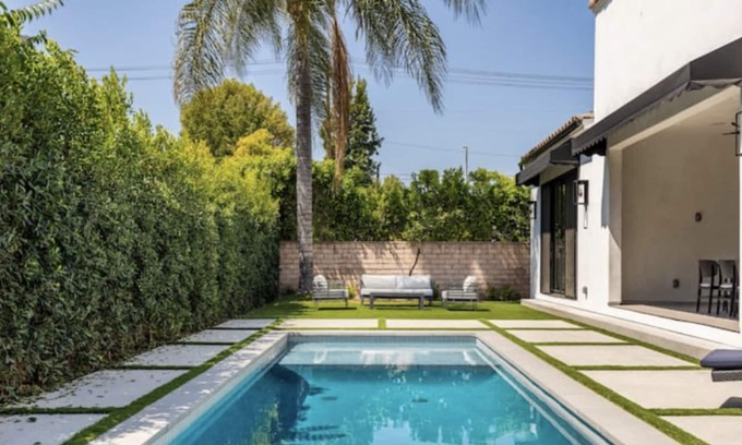 Los Angeles County Villa | Magnificent 5 Bedroom Villa