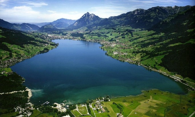 Tscheppach Apartamento | Superior Apartment Sarnen