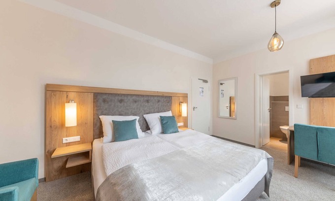 Leer Cabaña | Superior double room 2 (ground floor left) - 24/7 self-check-in, 14008