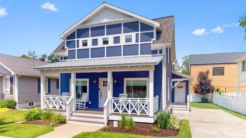 South Haven Casa | Superior Location Steps to South Beach