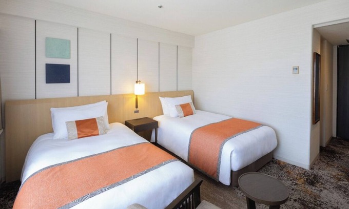 Takanawa Hotel | Superior Twin hotel with AC, WiFi, fitness room in superb Minato City