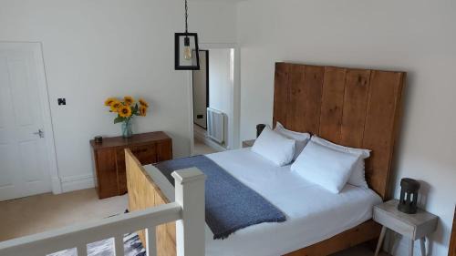 Preston Casa | Superking Size City Centre En-Suite Room + Parking