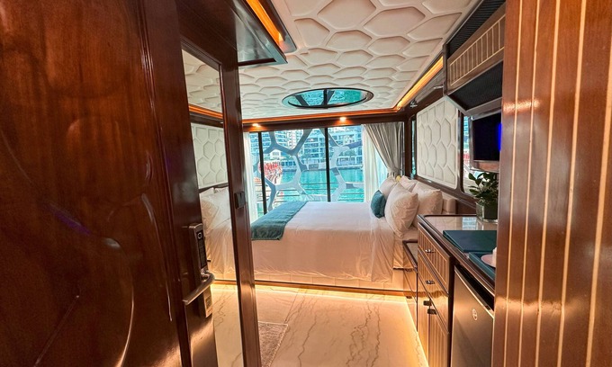 Dubai Marina Alquiler De Eote | Superyacht Overnight Experience - Orchid