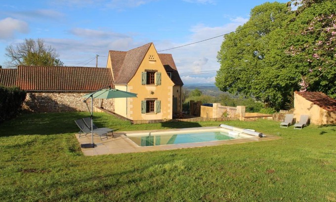 Domme Casa | 'Sur la colline'/ piscine chauffée, près de Sarlat
