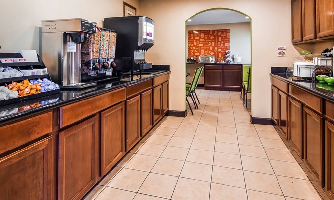 East Brunswick Hotel | SureStay Hotel by Best Western East Brunswick