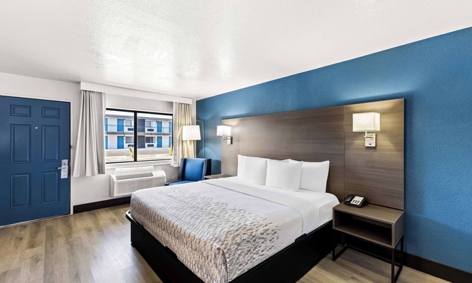 Downtown Phoenix Hotel | SureStay Hotel by Best Western Phoenix Airport
