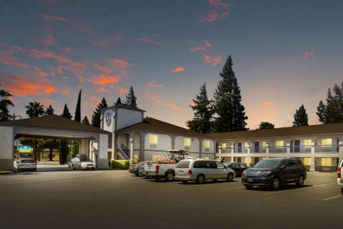 Ukiah Hotel | SureStay Hotel by Best Western Ukiah