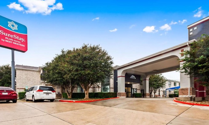 North San Antonio - SAT Hotel | SureStay Plus by Best Western San Antonio Airport
