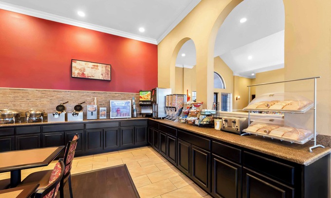 Wetmore Hotel | SureStay Plus by Best Western San Antonio Fiesta Inn