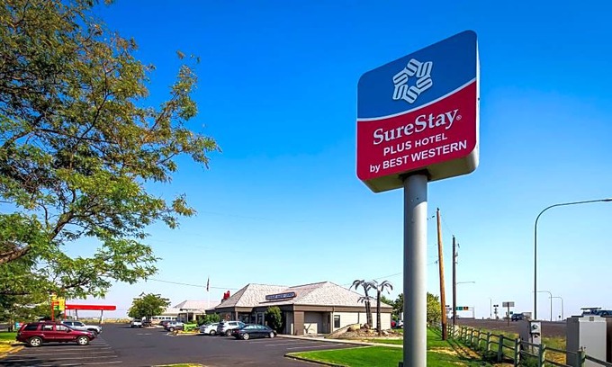 Moses Lake Hotel | SureStay Plus Hotel by Best Western Moses Lake