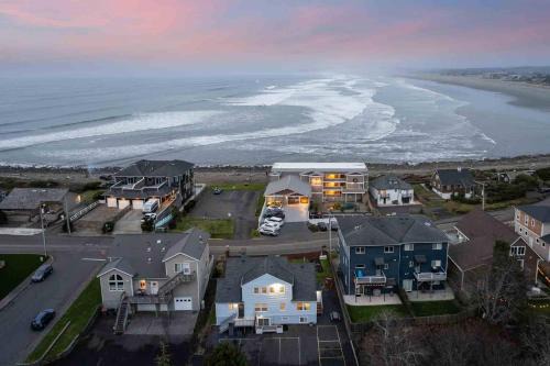 Seaside Casa | Surf and Sand Dollars