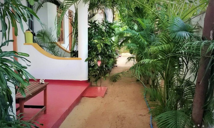 Pottuvil Division 2 Hotel | SURF AND SAND Hotel - Arugam Bay