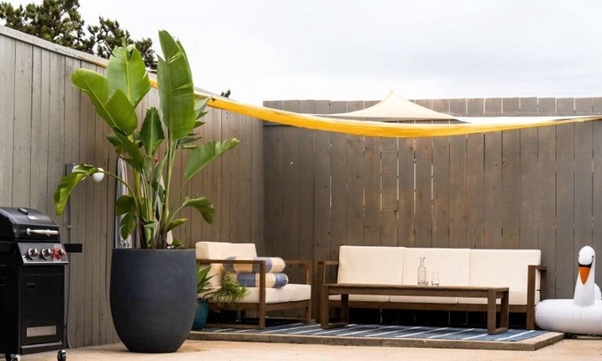 North Clairemont Cabaña | Surf Cottage w/Private Pool and Fire Pit Close to La Jolla Beaches