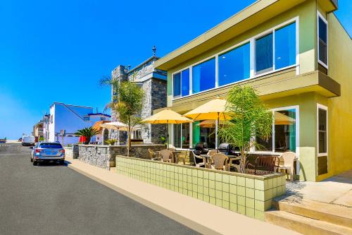 West Newport Casa | Surf N Sand 1 & 2